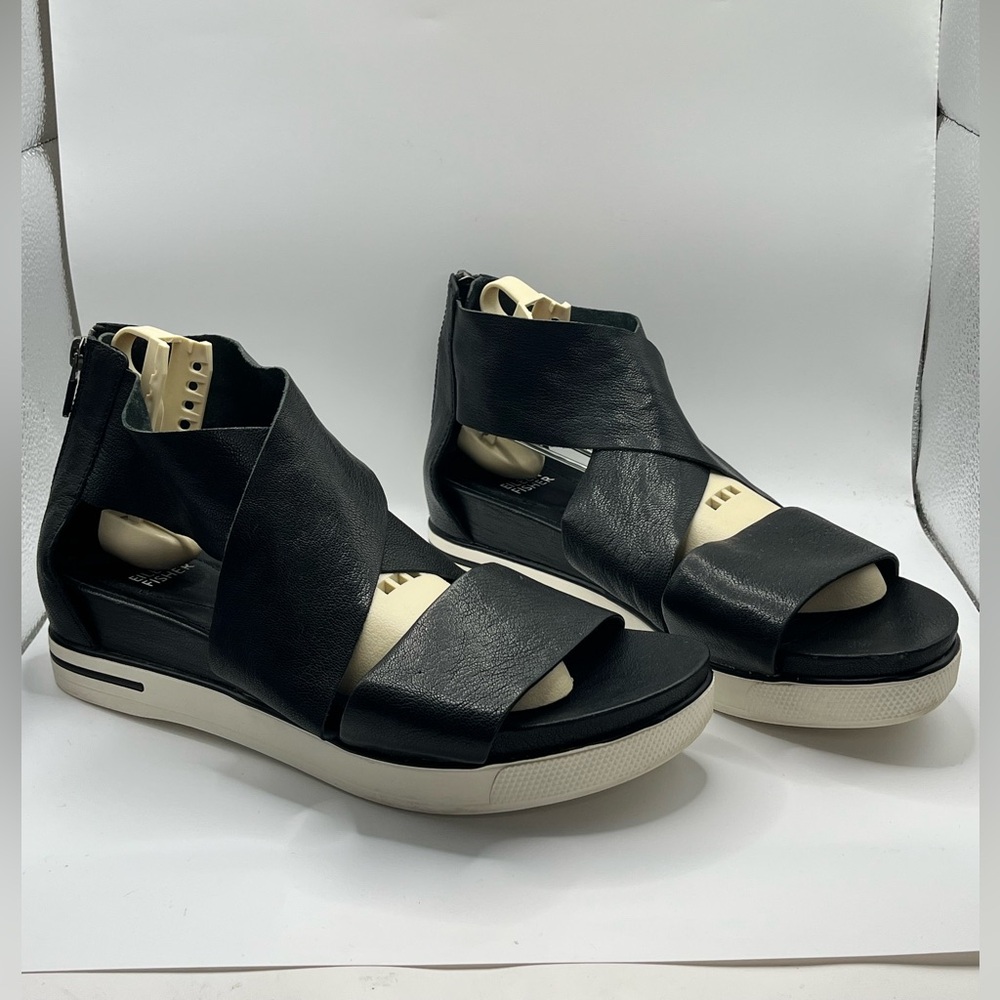 EILEEN FISHER SPORT BLACK LEATHER SPORTY GLADIATOR STYLE SANDALS WOMEN SZ 10 EUC